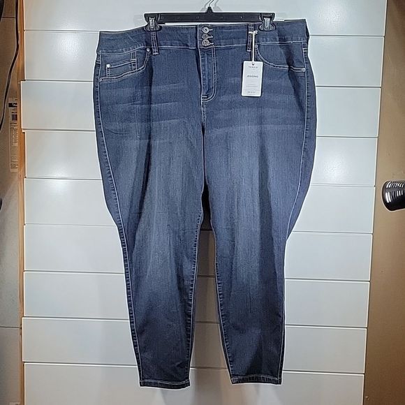 torrid Denim - NEW Torrid Denim Jeggings Stretch Jeans